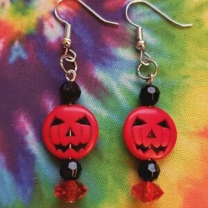 HANDMADE Red Black Beaded Halloween Pumpkin Dangle Earrings